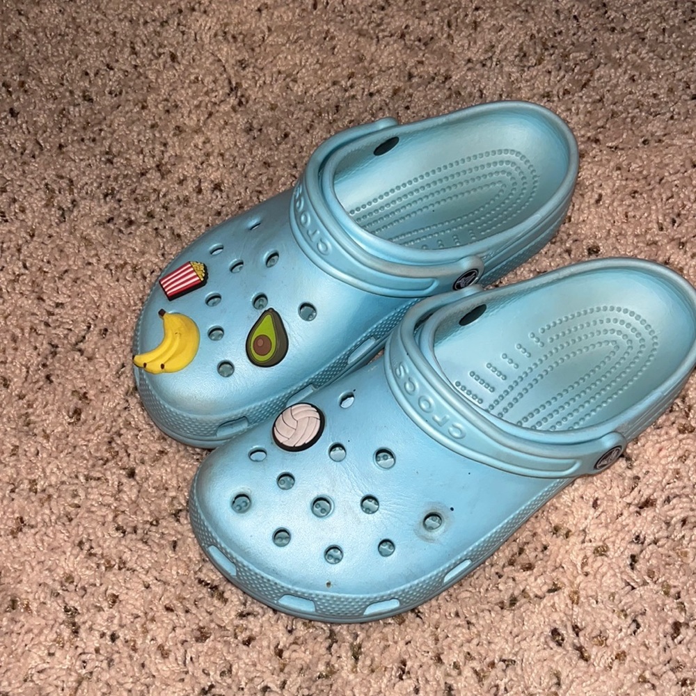 Light blue crocs
